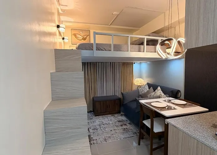 Staycation In Cubao, Along Edsa, Near Mrt, Mall * Manila